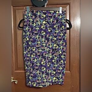 LuLaRoe Disney Minnie Mouse Print Cassie Skirt Womens‎ Size XS